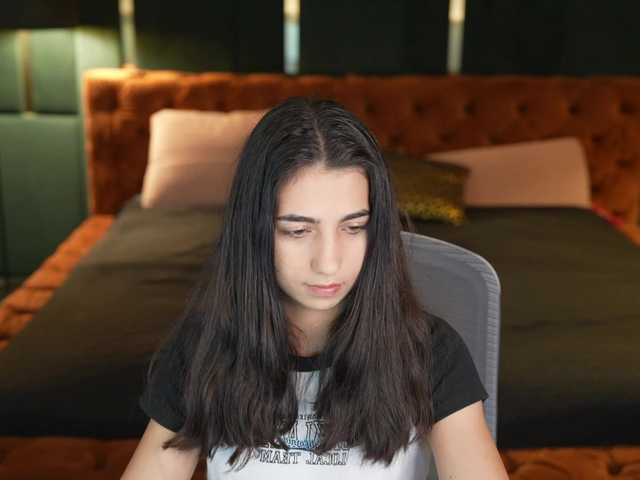AnettaKiss live webcam show
