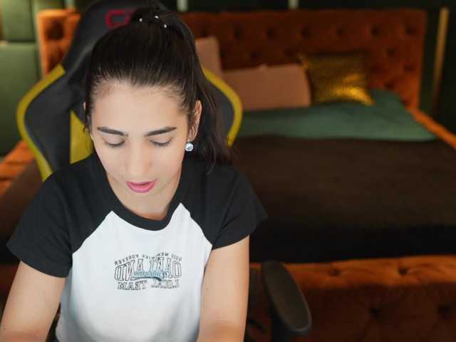 AnettaKiss live cam on BongaCams