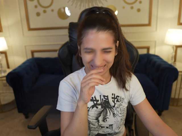 AnettaKiss live webcam show