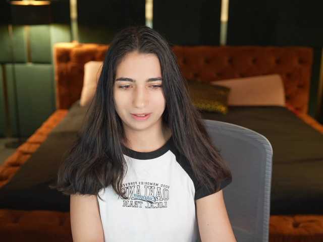 AnettaKiss live webcam show