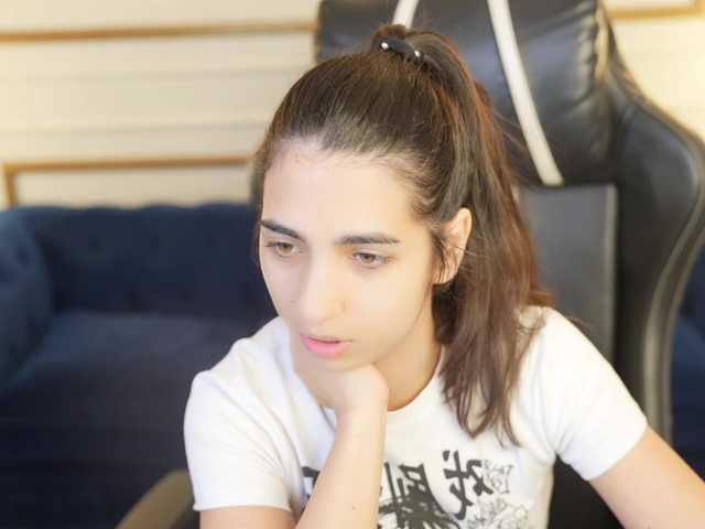 AnettaKiss live webcam show