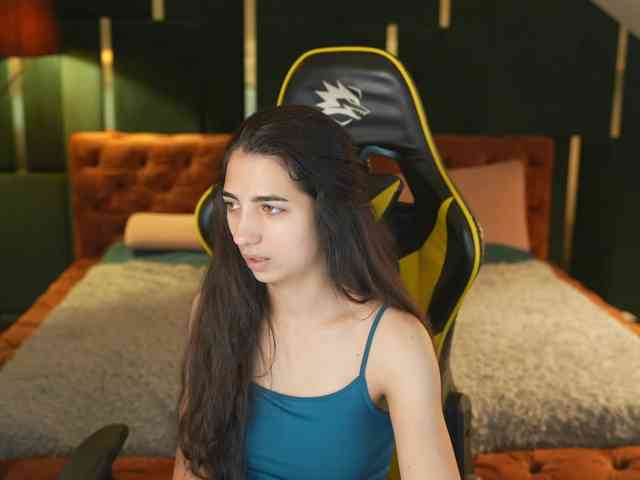 AnettaKiss webcam