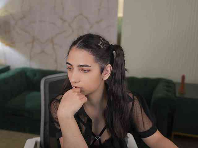 AnettaKiss webcam