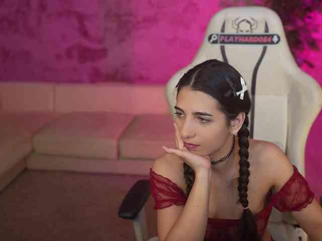 AnettaKiss webcam