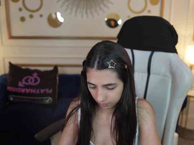 AnettaKiss webcam