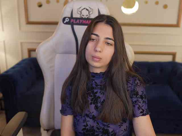 AnettaKiss webcam