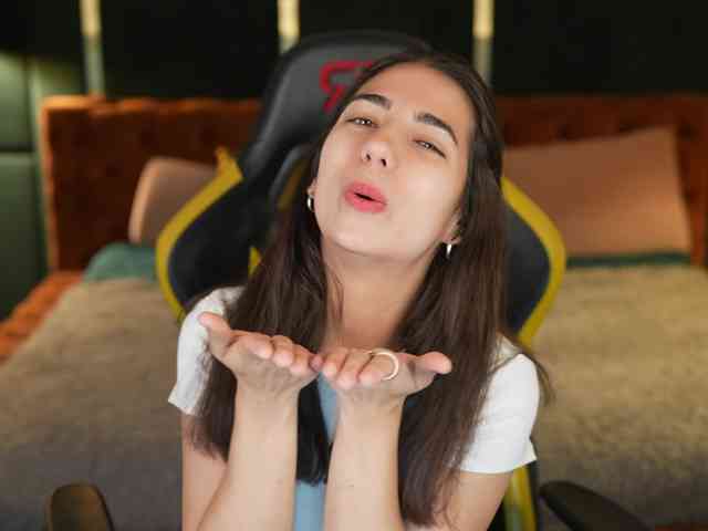 AnettaKiss webcam