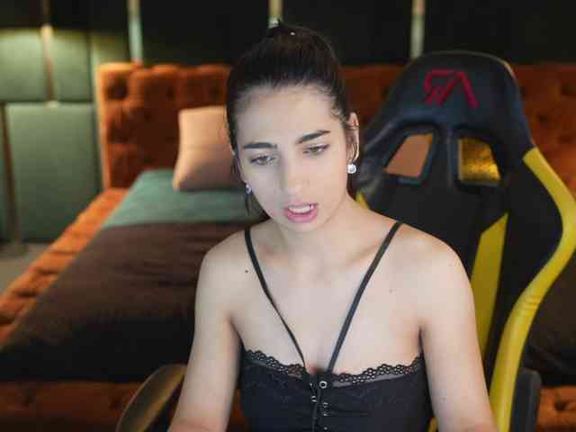 AnettaKiss webcam