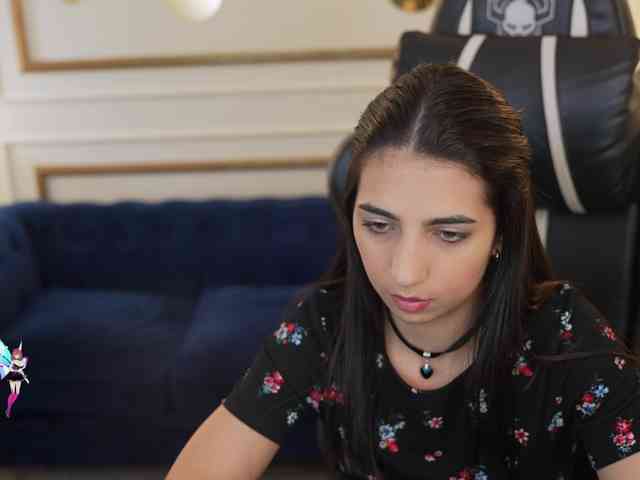 AnettaKiss webcam