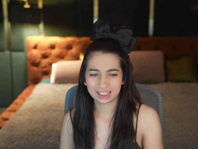 AnettaKiss webcam