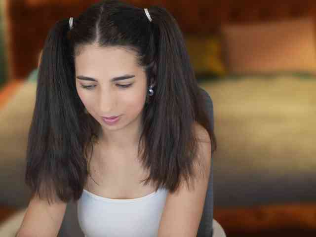 AnettaKiss webcam