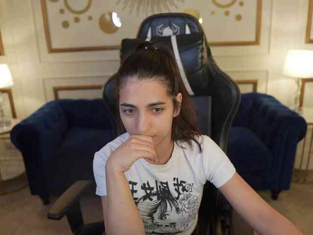 AnettaKiss webcam