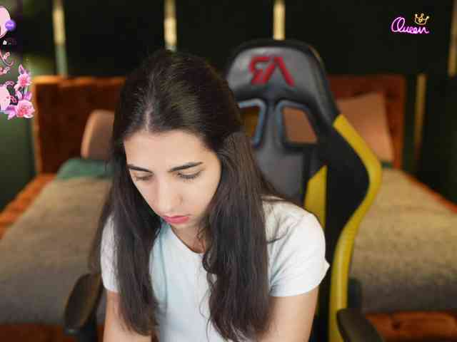 AnettaKiss webcam
