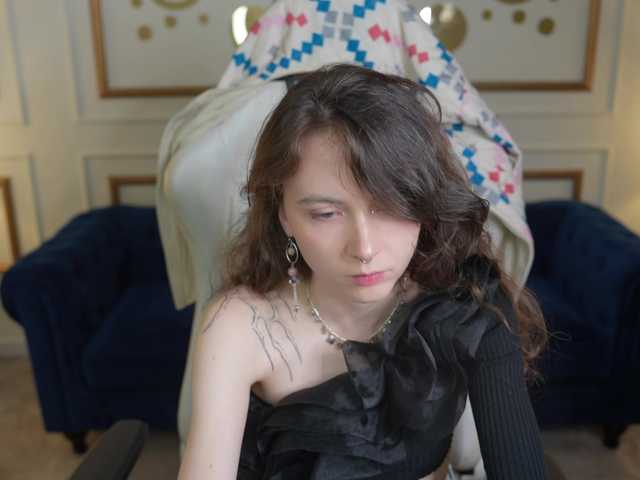 OrlyFlame live cam preview