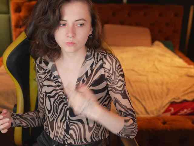 OrlyFlame webcam