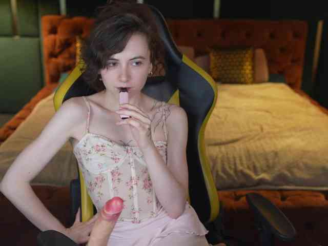 OrlyFlame webcam