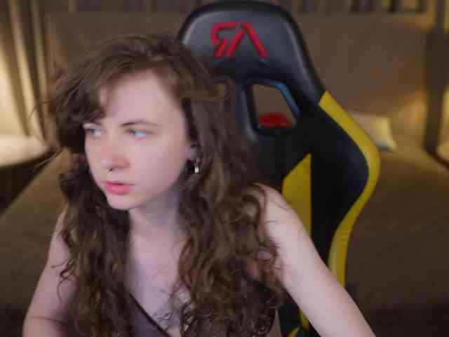 OrlyFlame webcam