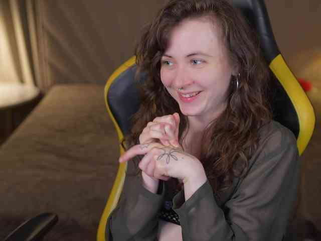 OrlyFlame webcam