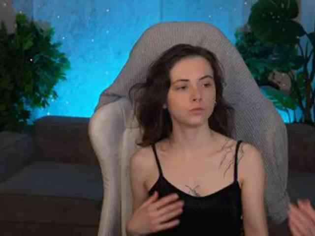 OrlyFlame webcam