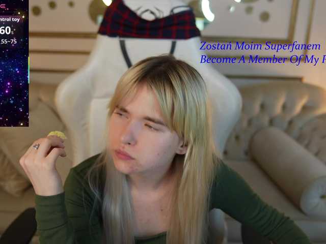 Ava054