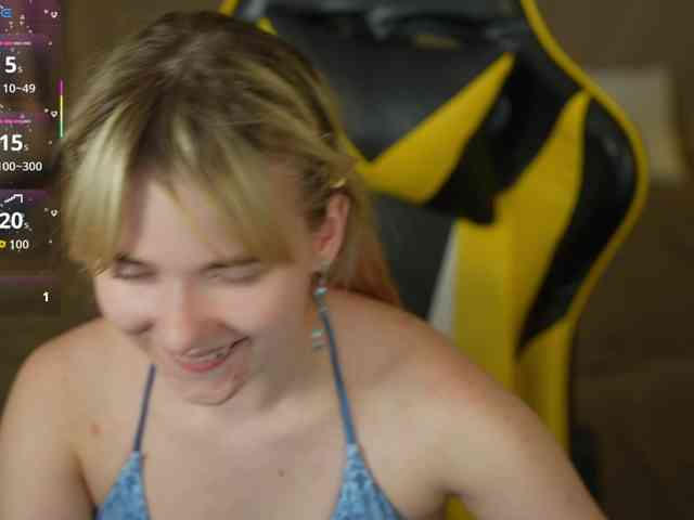 Ava054