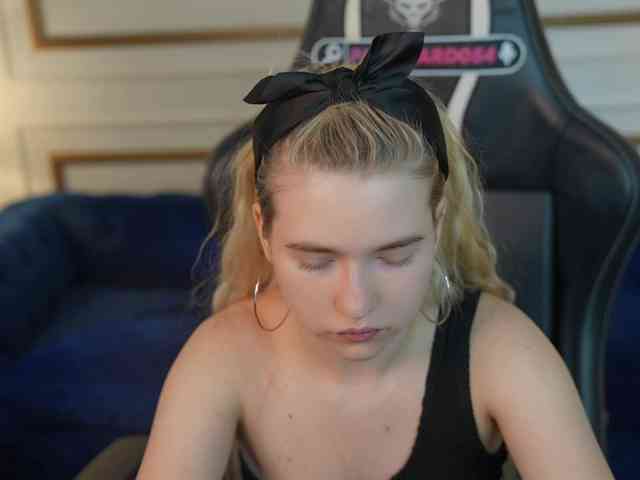 Ava054 webcam