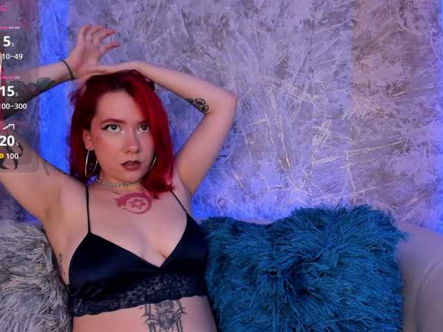 CherryAllen live cam on BongaCams