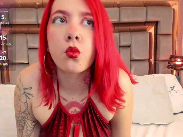 CherryAllen live cam on BongaCams