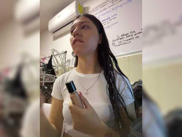 CheryelFoxx live cam on BongaCams