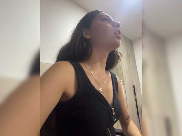 CheryelFoxx live cam on BongaCams