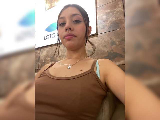 CheryelFoxx live cam on BongaCams
