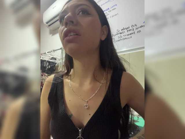 CheryelFoxx live cam on BongaCams