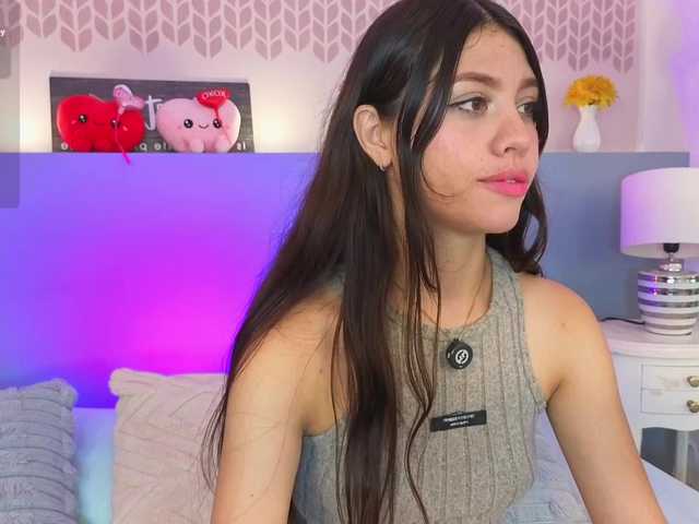 CheryelFoxx live cam on BongaCams