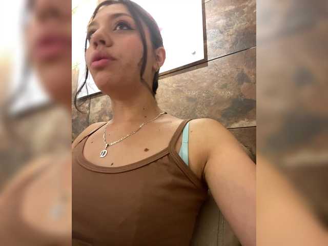 CheryelFoxx live cam on BongaCams