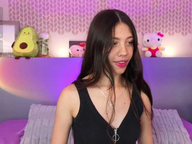 CheryelFoxx live cam on BongaCams