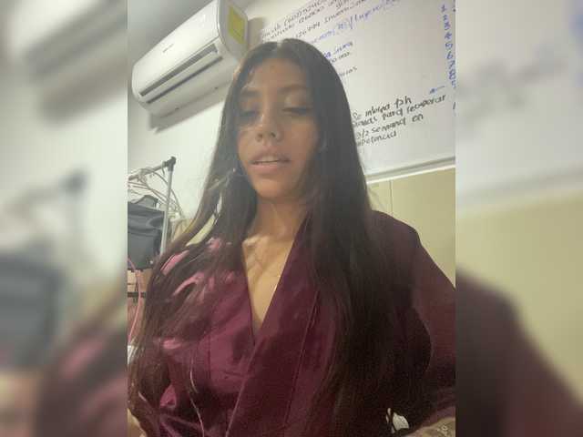 CheryelFoxx live cam on BongaCams