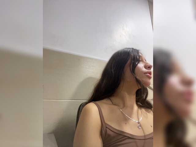 CheryelFoxx live cam on BongaCams