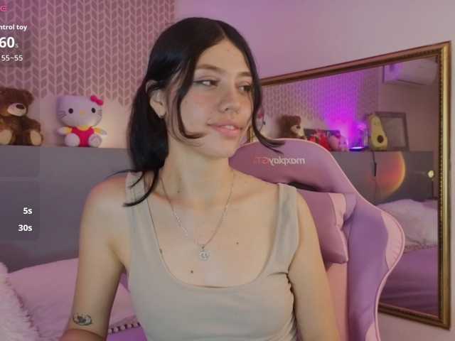 CheryelFoxx live cam on BongaCams