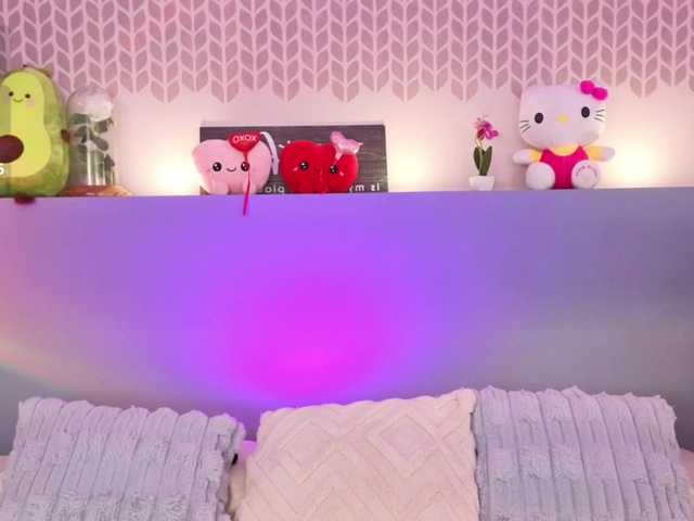 CheryelFoxx live cam on BongaCams