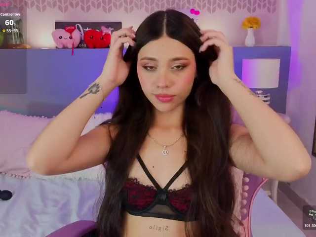 CheryelFoxx live cam on BongaCams