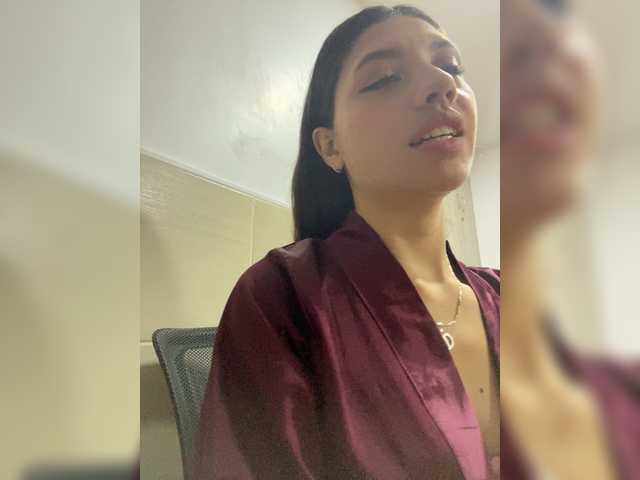 CheryelFoxx live cam on BongaCams