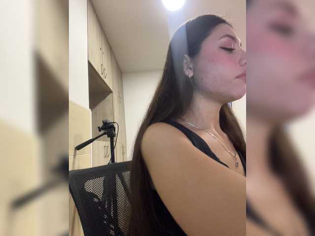 CheryelFoxx live cam on BongaCams
