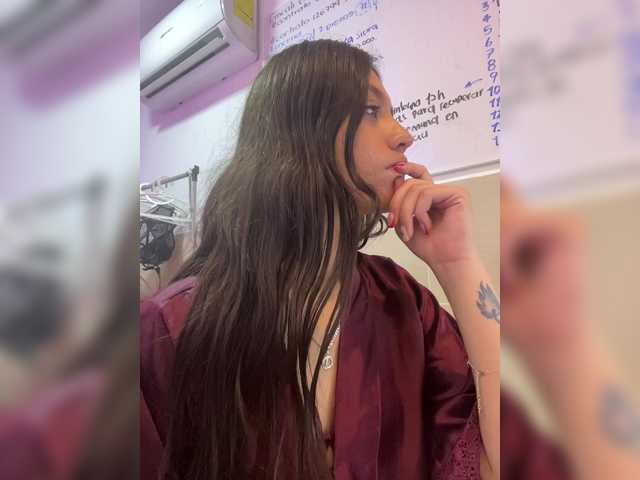CheryelFoxx live cam on BongaCams