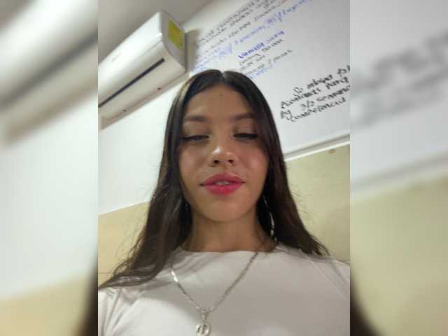 CheryelFoxx live cam on BongaCams