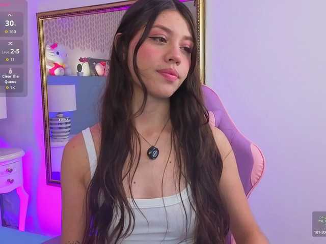 CheryelFoxx live cam on BongaCams