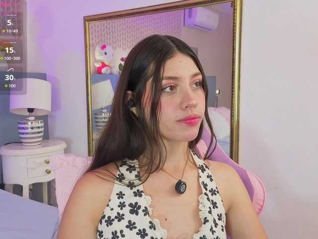 CheryelFoxx live cam on BongaCams