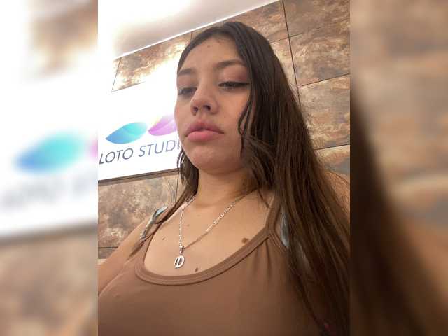 CheryelFoxx live cam on BongaCams