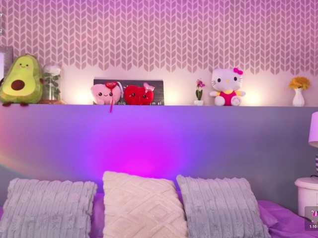 CheryelFoxx live cam on BongaCams