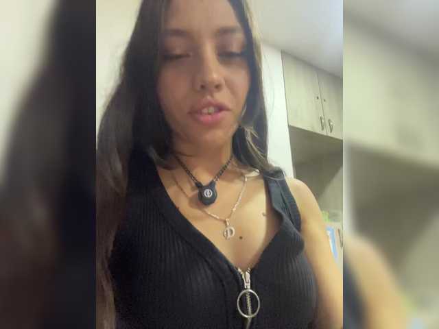 CheryelFoxx live cam on BongaCams