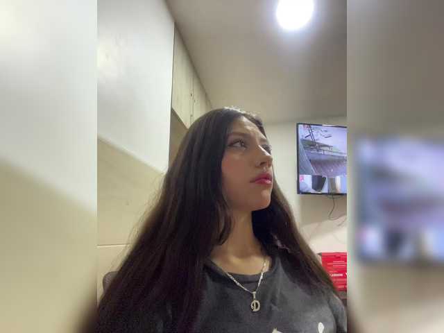 CheryelFoxx live cam on BongaCams